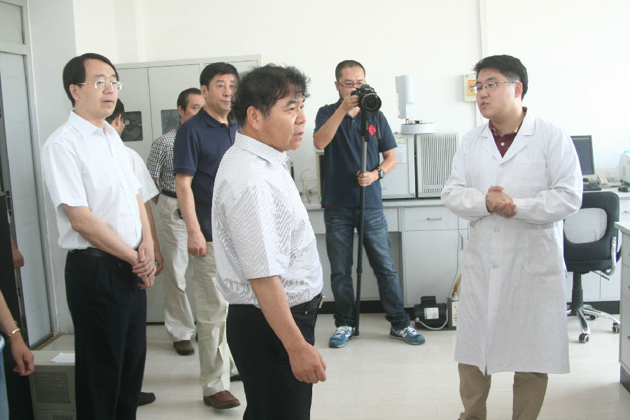 集團(tuán)領(lǐng)導(dǎo)來院視察 073.JPG