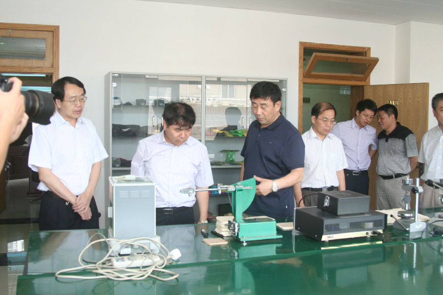 集團(tuán)領(lǐng)導(dǎo)來院視察 124.JPG